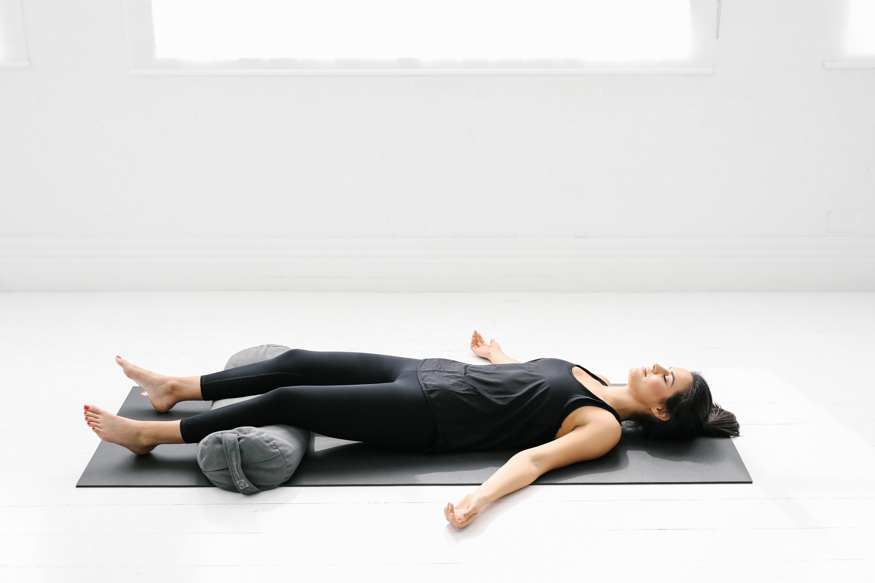 Savasana: FeetUp Yoga Basics for Corpse Pose – FeetUp: The Best Inversion  Trainer for Yoga & Relaxation.